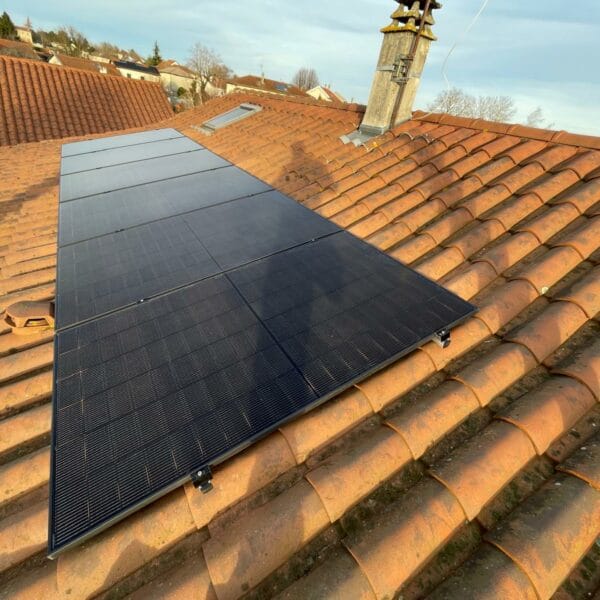 Panneaux photovoltaïque sur un toit